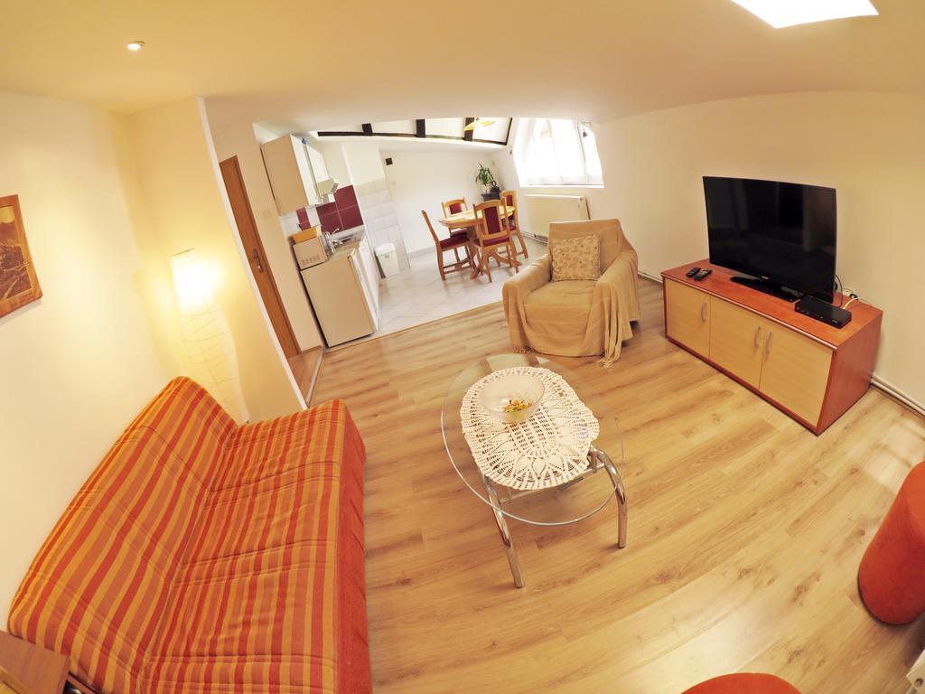 Apartment House Lalita Fužine Zewnętrze zdjęcie